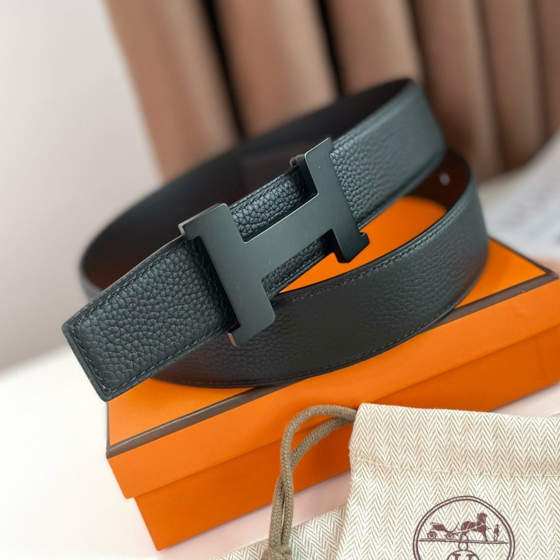 HERMES CONSTANCE BELT BUCKLE & REVERSIBLE BLACK LEATHER STRAP 38MM