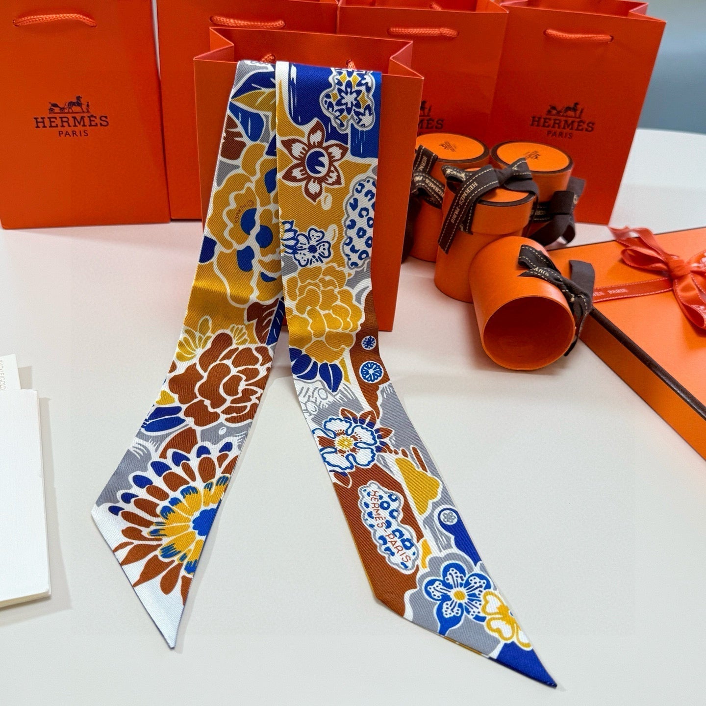 HERMES HERMES 25S SCARF 90 IN SILK 854956