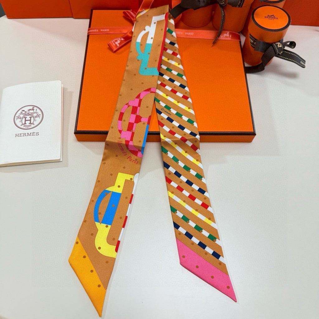 HERMES HERMES 25S SCARF TWILLY 86 IN SILK 987339