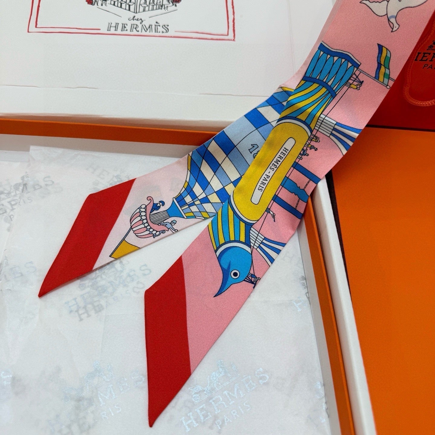 HERMES HERMES 25S NECKERCHIEF 86 IN SILK 991548
