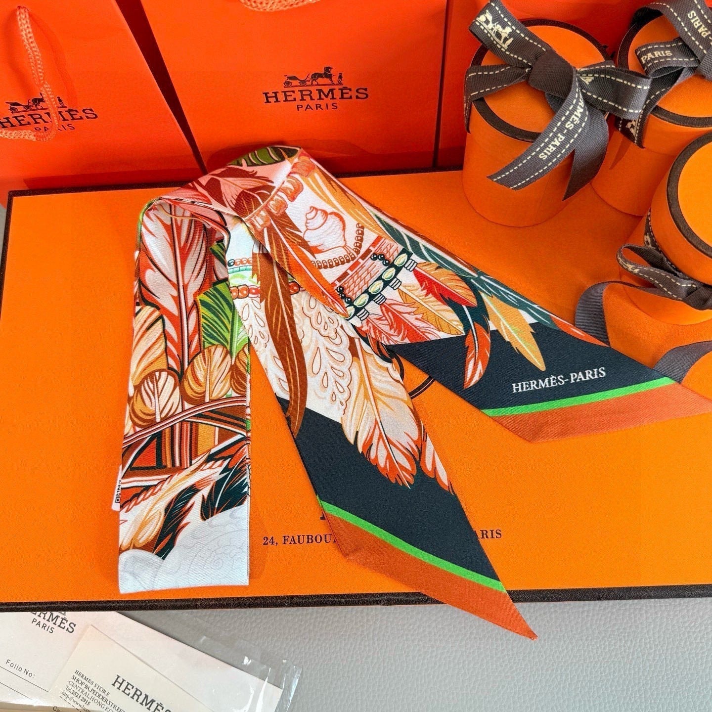 HERMES HERMES 25S NECKERCHIEF 86 IN SILK 991555