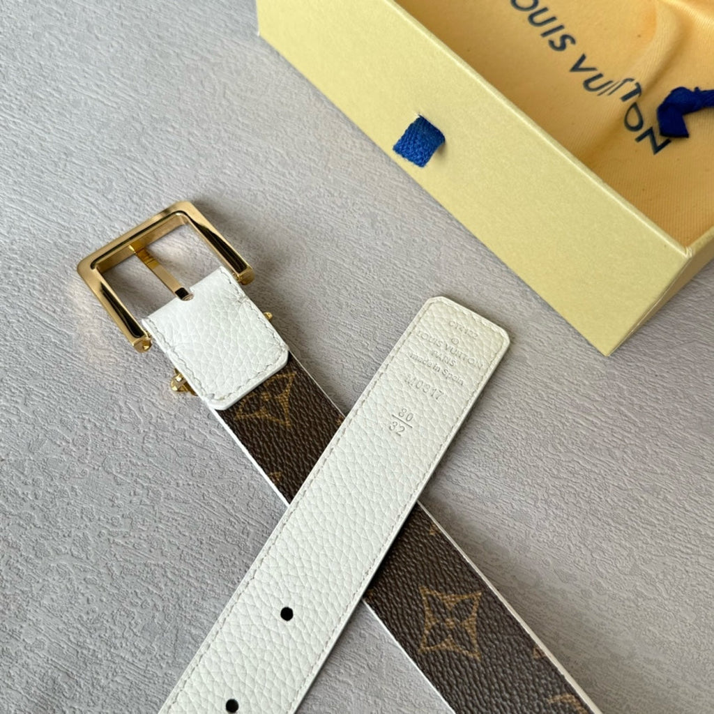 LOUIS VUITTON LV BLOOM 30MM BELT IN WHITE CALFSKIN GOLD HARDWARE