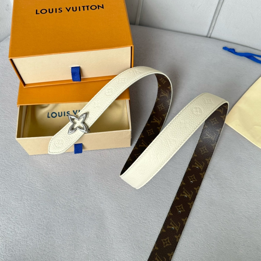 LOUIS VUITTON LV MINI FLOWERGRAM 30MM REVERSIBLE BELT IN WHITE EMBOSSED CALFSKIN SILVER HARDWARE