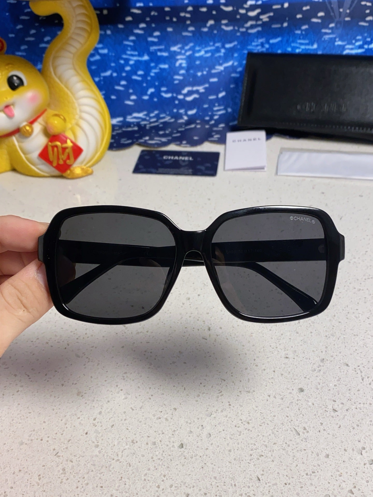 CHANEL SQUARE SUNGLASSES 638932 IN BLACK ACETATE