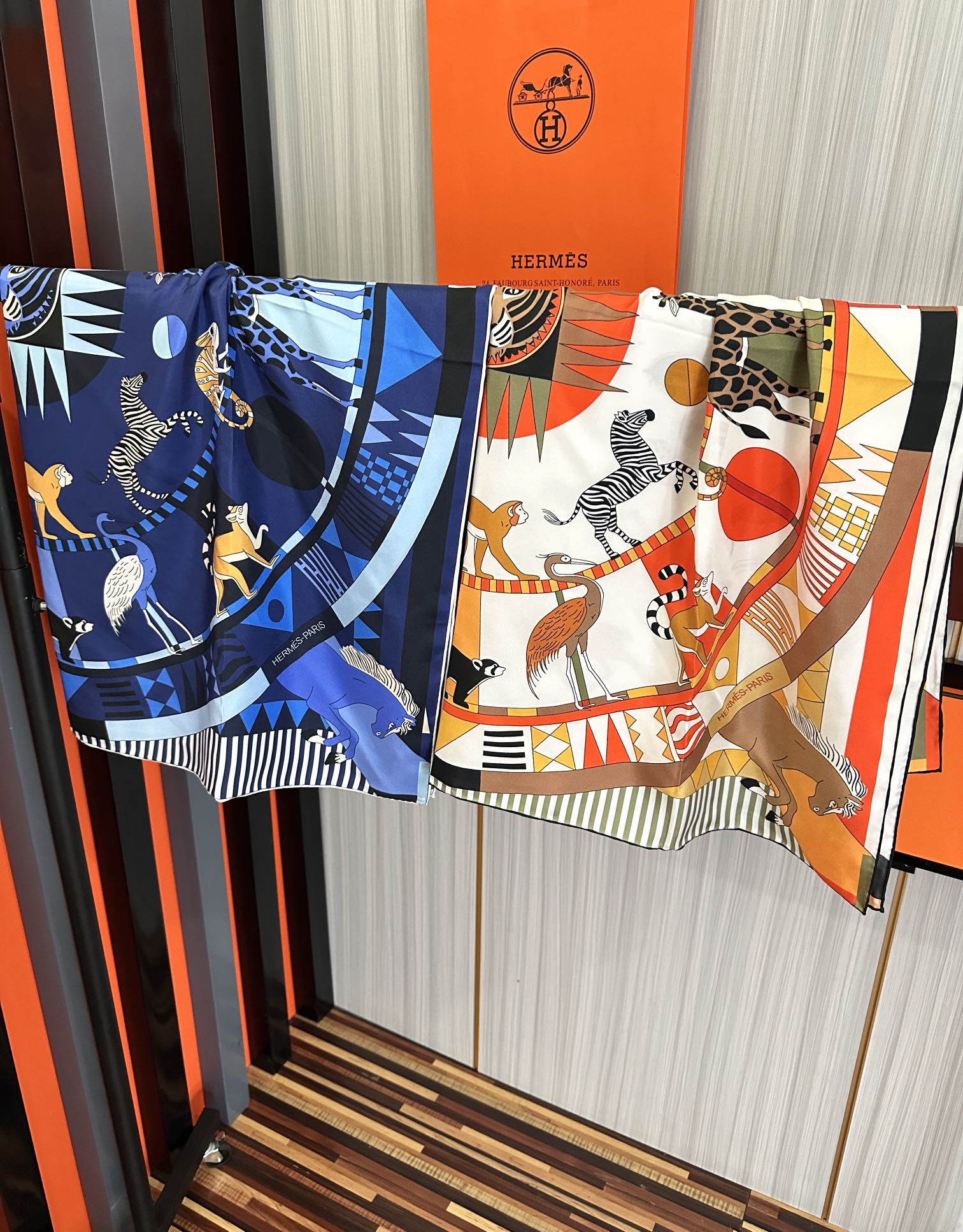HERMES HERMES 25S SCARF 90 IN SILK 006
