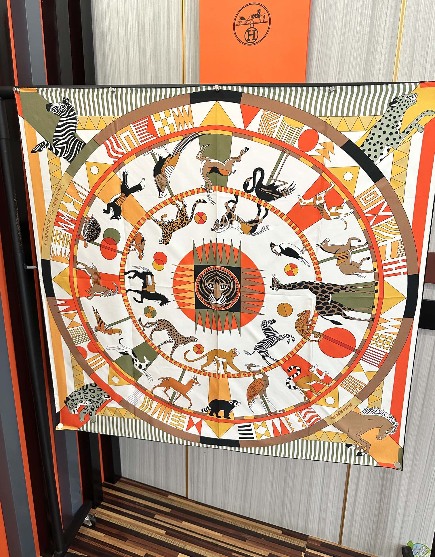 HERMES HERMES 25S SCARF 90 IN SILK 006