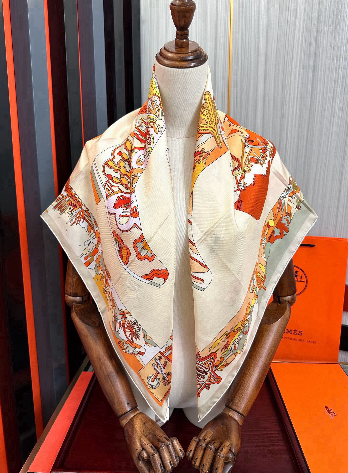 HERMES HERMES 25S SCARF 90 IN SILK 33836