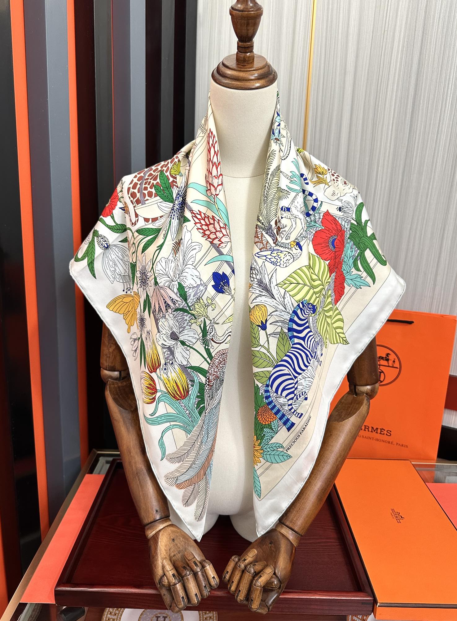 HERMES HERMES 25S SCARF 90 IN SILK 735741