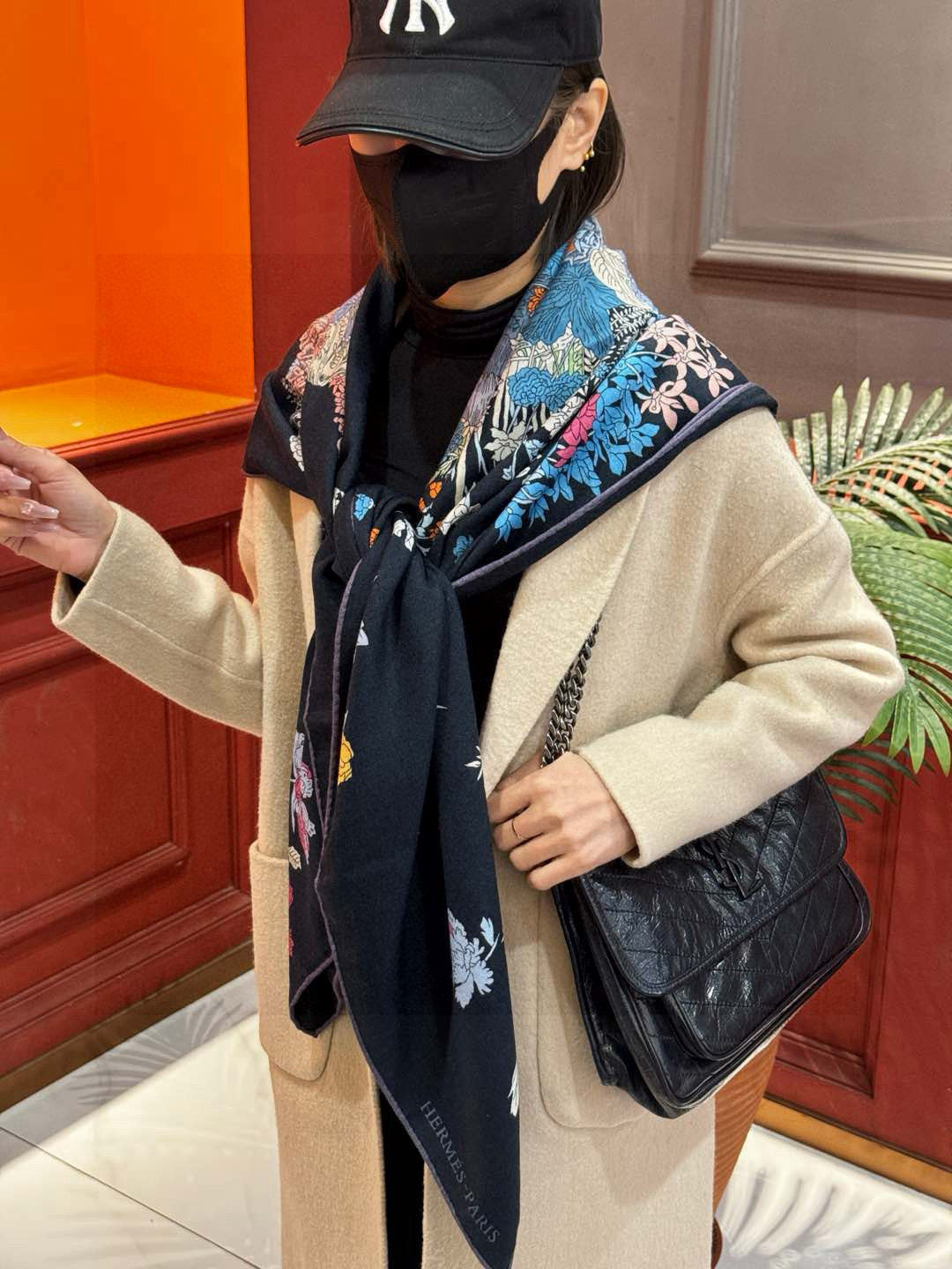 HERMES HERMES 25S SCARF 140 IN CASERE SILK 709657