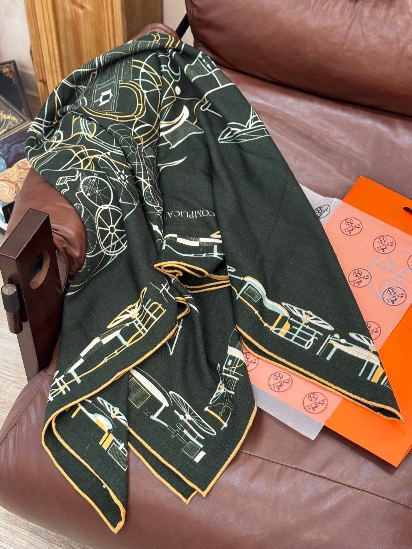 HERMES HERMES 25S SCARF 140 IN CASERE SILK 727320