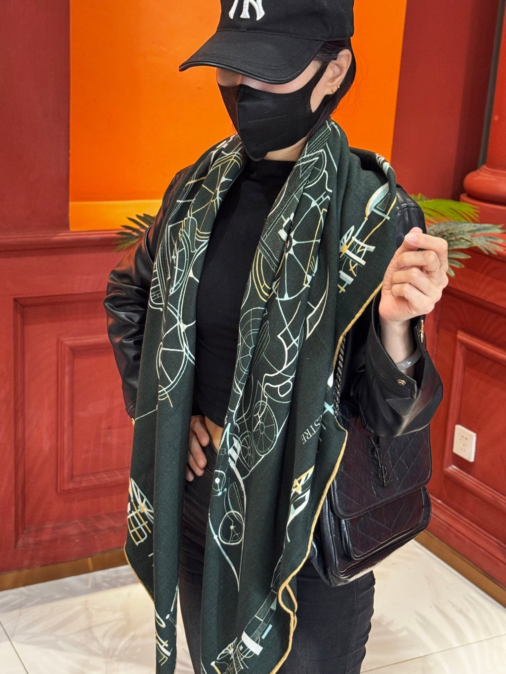 HERMES HERMES 25S SCARF 140 IN CASERE SILK 727320