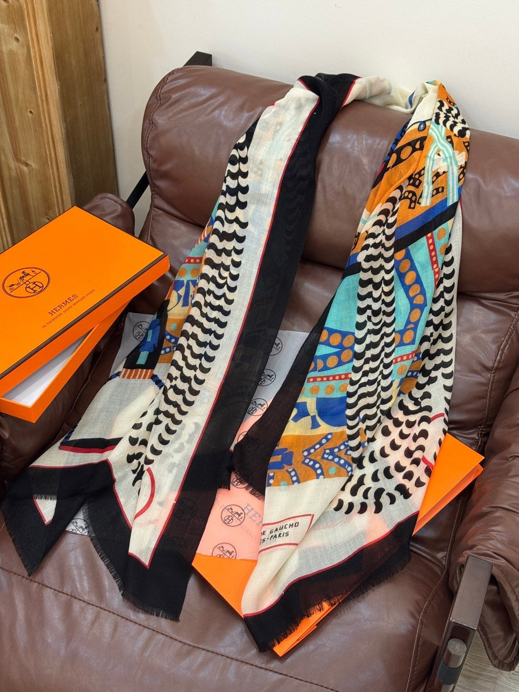HERMES HERMES 25S SCARF 200 IN CASERE SILK 730600