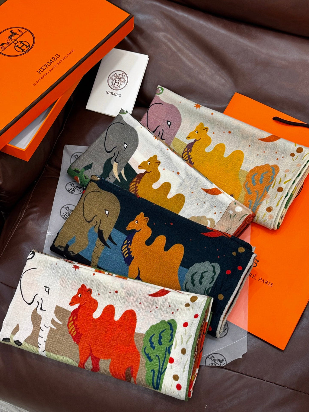 HERMES HERMES 25S SCARF 140 IN SILK 733914