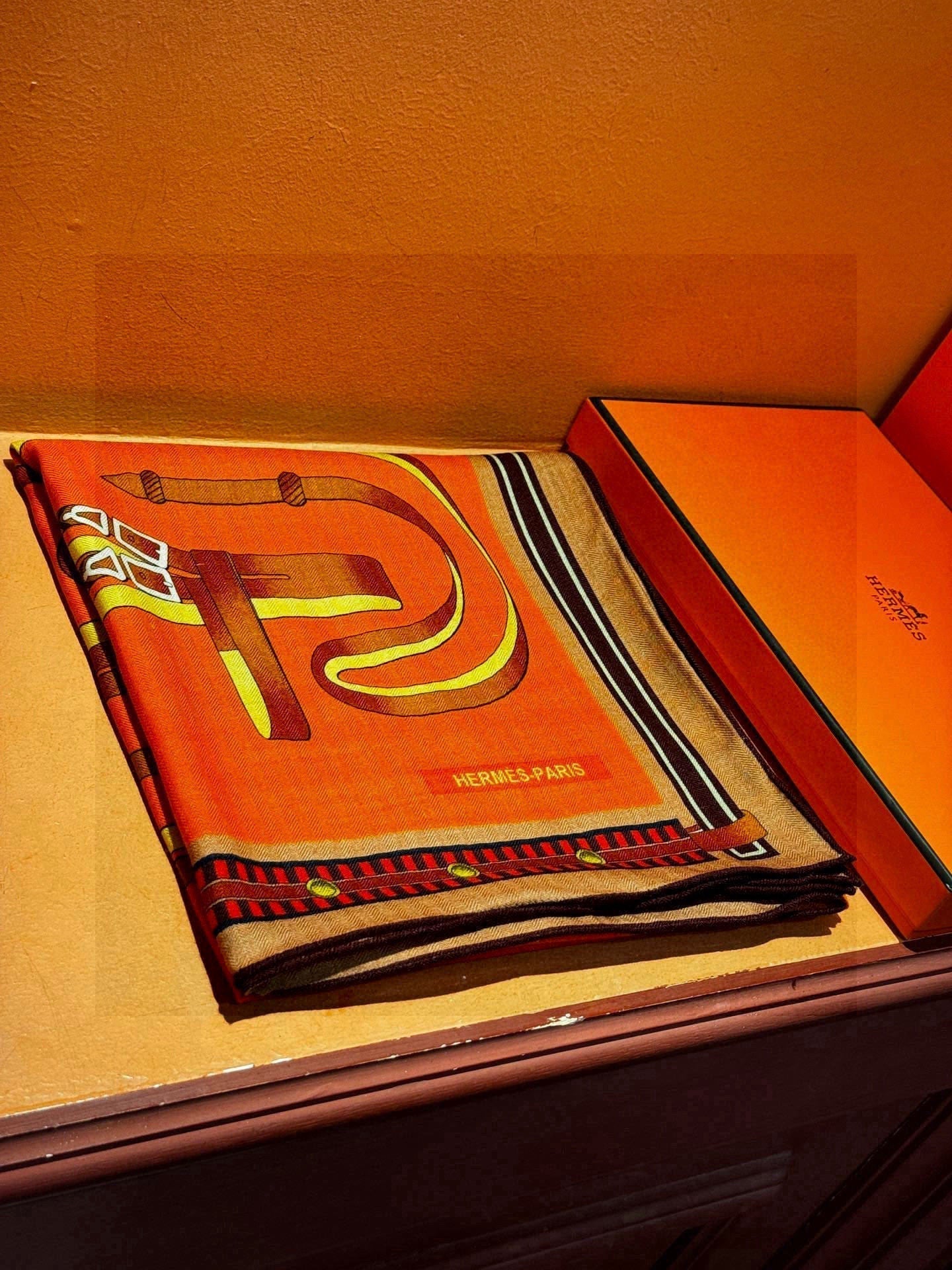HERMES HERMES 25S SCARF 140 IN SILK AND CASERE 735809