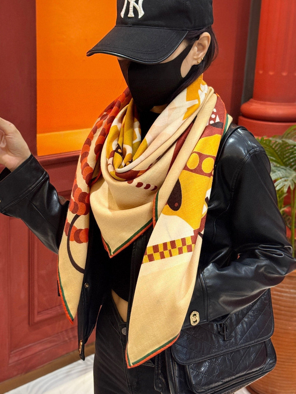 HERMES HERMES 25S SCARF 140 IN SILK 854767