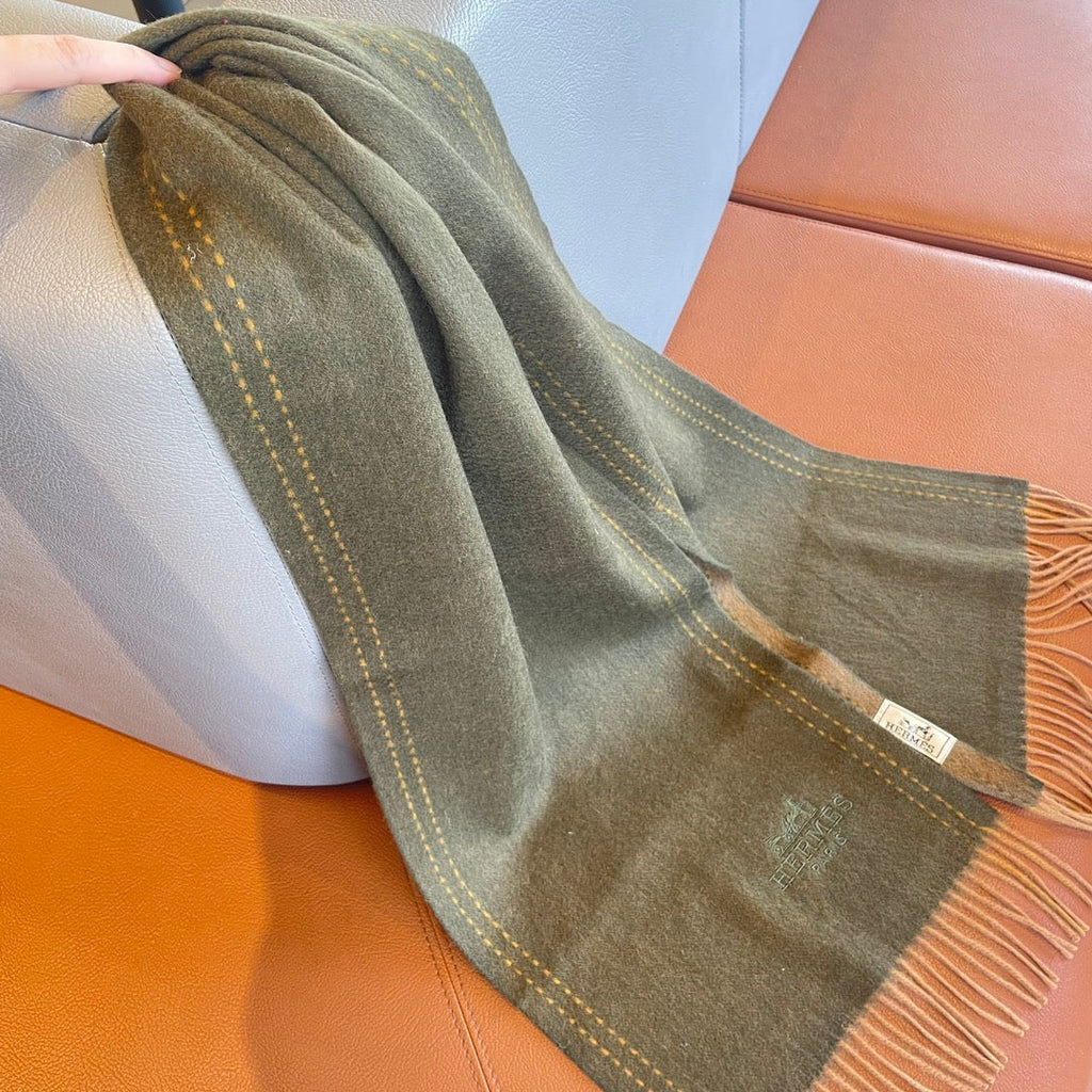 HERMES SCARF 180CM OLIVE GREEN CASERE